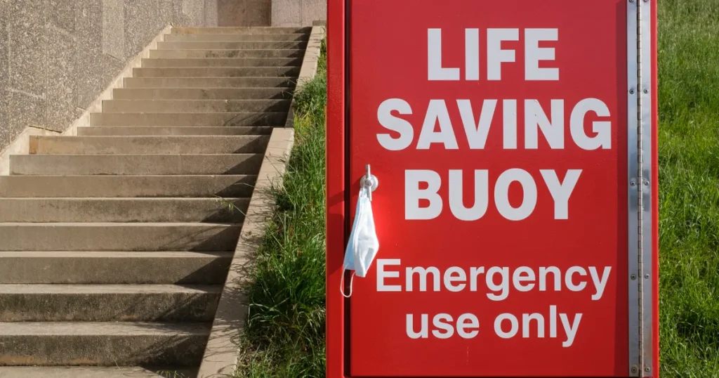 Emergency Preparedness Guide for Seniors: Safety Planning & Precautions